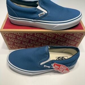 Vans Navy Classic Slip-On Shoes 8 Men, 9.5 Women NWT